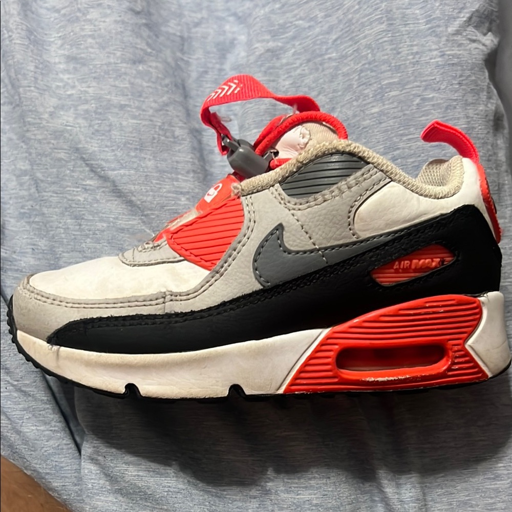 Nike Kids Sneakers - Gray, Black, and Red